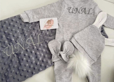  Personalized Grey Bunny Outfit Set with Blanket - Adorable and Cozy